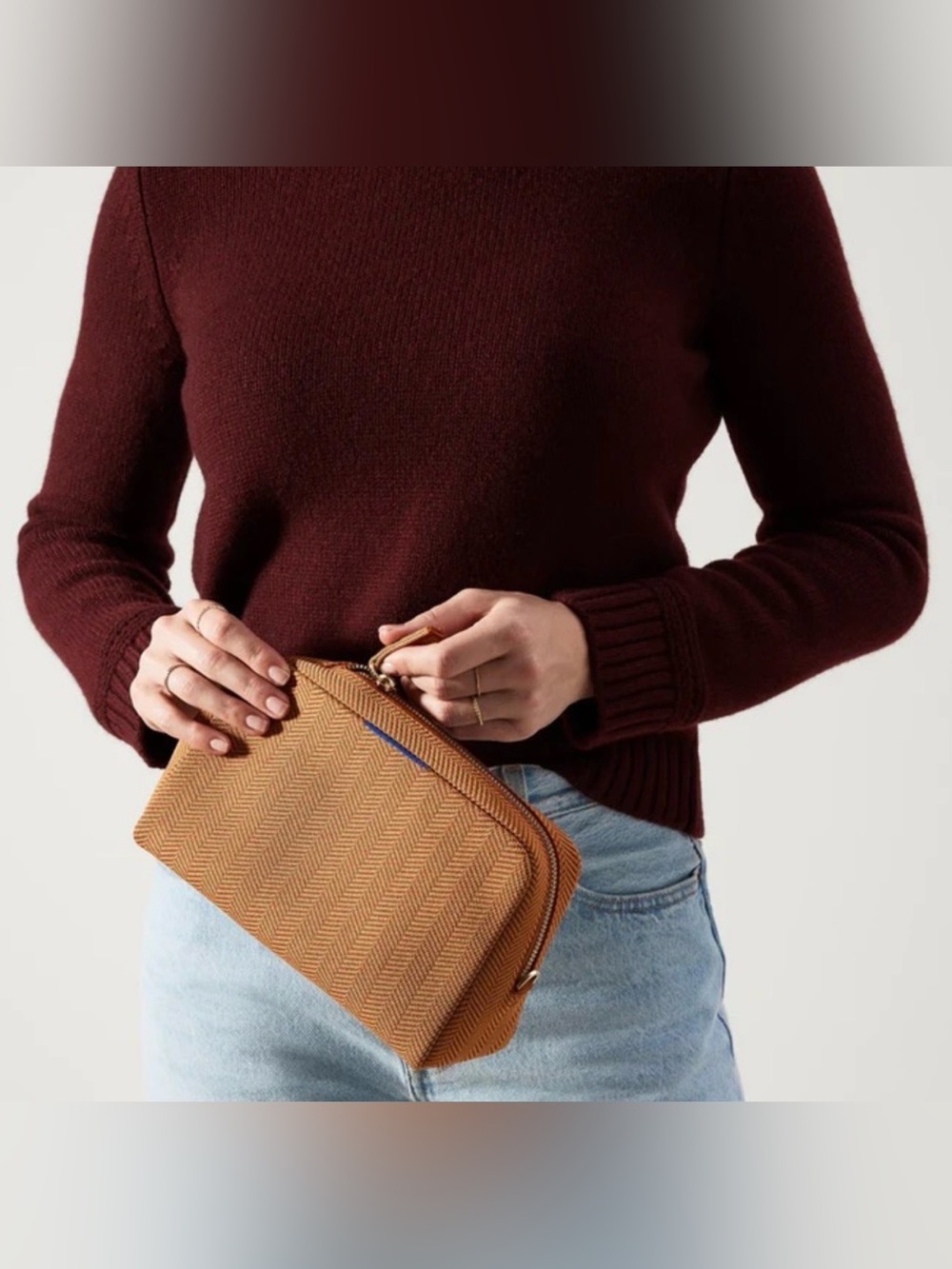 Rothy’s The Universal Pouch in Amber Herringbone | NWOT 🤎 - Picture 8 of 9